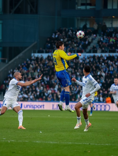 fck-brondby-superliga-231125-221703-37.jpg