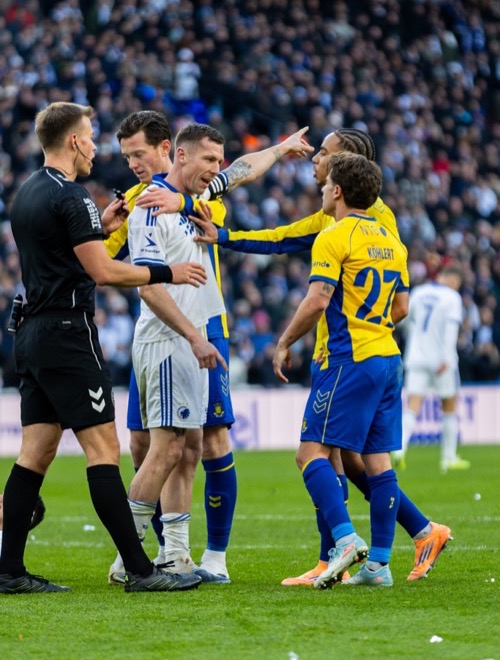 fck-brondby-superliga-231125-221703-44.jpg