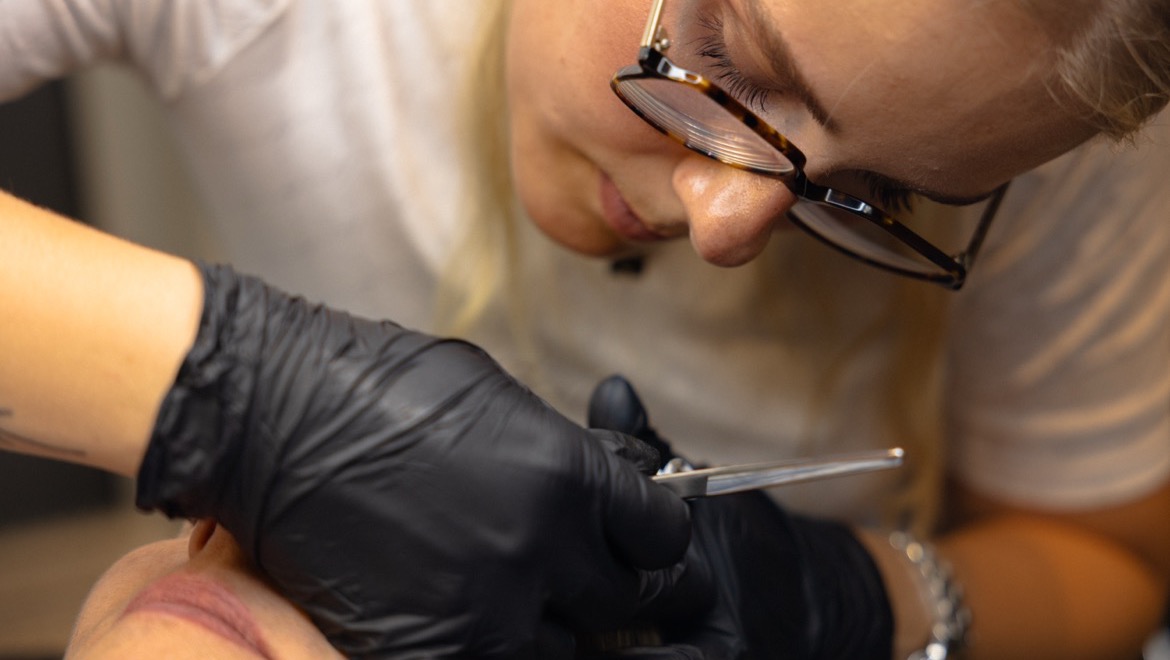 tattoo-beauty-studio-andet-11-09-26-203719-03.jpg