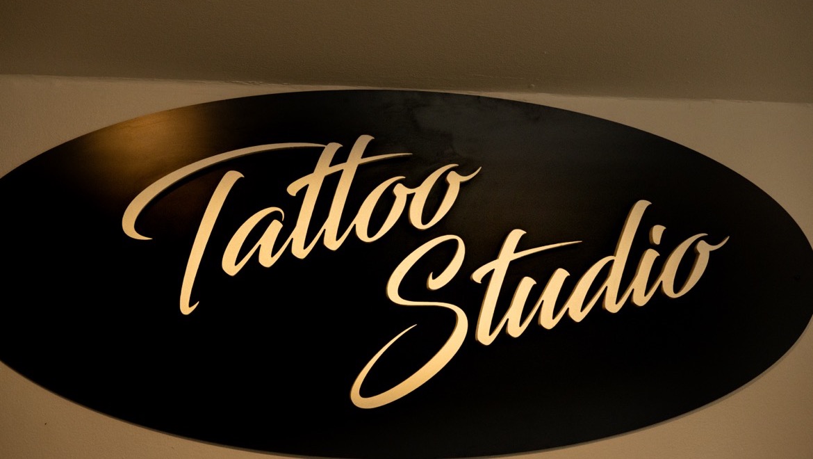 tattoo-beauty-studio-andet-11-09-26-203719-08.jpg